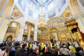 В Неделю сыропустную Предстоятель Православной Церкви Казахстана совершил Литургию в Вознесенском соборе Алма-Аты