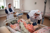 Cu participarea Bisericii la Samara a fost deschis un centru pentru îngrijirea oamenilor care suferă de maladii grave
