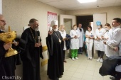 Exarhul Patriarhal al întregii Belarus a vizitat Dispensarul clinic oncologic orășenesc din Minsk