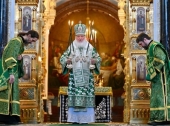 De sărbătorea Intrării Domnului în Ierusalim Întîistătătorul Bisericii Ortodoxe Ruse a săvîrșit Dumnezieasca Liturghie în Catedrala „Hristos Mîntuitorul”