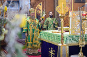 В Вербное воскресенье глава Казахстанского митрополичьего округа совершил Литургию в Софийском соборе Алма-Аты