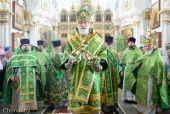 De sărbătoarea Cincizecimii exarhul Patriarhal al întregii Belarus a săvârșit Dumnezeiasca Liturghie în Catedrala episcopală „Sfântul Duh” din Minsk
