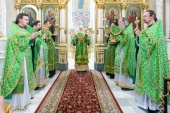 Патриарший экзарх всея Беларуси возглавил торжества по случаю престольного праздника Свято-Духова кафедрального собора г. Минска