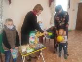 Балашовская епархия оказывает продуктовую и вещевую поддержу нуждающимся семьям