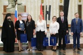 A fost aprobat noul regulament al Concursului din toată Rusia „Pentru fapta morală a învățătorului”
