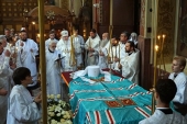 În cea de-a noua zi după decesul mitropolitului Isidor (Kiricenko) la bisericile Eparhiei de Ekaterinodar au fost săvârșite slujbe dumnezeiești de pomenire