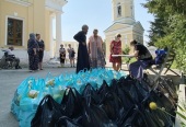 Єпархії Руської Православної Церкви роздали нужденним сім'ям близько 6500 продуктових наборів. Інформаційне зведення від 26 серпня