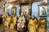 В день памяти священномученика Киприана глава Казахстанского митрополичьего округа совершил Литургию в Иверско-Серафимовском монастыре Алма-Аты