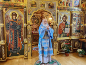 Sluijrea Patriarhului de sărbătoarea Intrării în biserică a Preasfintei Născătoare de Dumnezeu la schitul „Sfântul Alexandru Nevski”