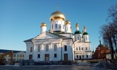 Глава Нижегородской митрополии осмотрел Саровский монастырь и провел совещание по его восстановлению