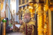 Митрополит Астанайский Александр возглавил престольный праздник Никольского собора Алма-Аты
