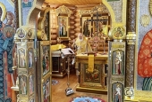 În Duminica a 28-a după Cincizecime Sanctitatea Sa Patriarhul Chiril a săvârșit Dumnezeiasca Liturghie la schitul „Sfântul Alexandru Nevski”