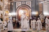 În Ajunul Nașterii Domnului Sanctitatea Sa Patriarhul Chiril a săvârșit Dumnezeiasca Liturghie în Catedrala „Hristos Mântuitorul”