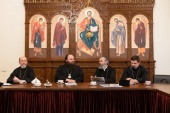 La Direcția financiar-economică au fost discutate problemele de restaurare a bisericii moscovite „Sfânta Mare Muceniță Ekaterina” din Vspolie - metocul Bisiericii Ortodoxe în America