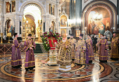 Slujirea Patriarhului în ajunul Duminicii Sfinei Cruci în Catedrala „Hristos Mântuitorul”