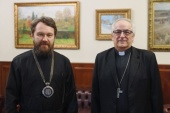 Metropolitan Hilarion of Volokolamsk meets with Apostolic Nuncio to Russian Federation