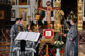 Slujba arhierească în ajunul Vinerii din Săptămâna Patimilor în Catedrala „Hristos Mântuitorul”