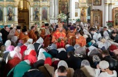 Патриарший экзарх всея Беларуси в праздник Пасхи совершил богослужение в Свято-Духовом кафедральном соборе Минска