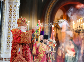 Την λαμπροφόρο εορτή της Αναστάσεως του Χριστού ο Πατριάρχης Κύριλλος τέλεσε τον πανηγυρικό Εσπερινό της Αναστάσεως στον Ναό του Σωτήρος Χριστού