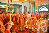 Глава Казахстанского митрополичьего округа совершил Литургию в Иоанно-Богословском соборе города Рудного и провел совещание по вопросам реставрации Богоявленской церкви