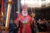 În Joia din Săptămâna Luminată Sanctitatea Sa Patriarhul Chiril a săvârșit Dumnezeiasca Liturghie în Catedrala „Hristos Mântuitorul”