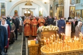 В Неделю 2-ю по Пасхе Патриарший экзарх всея Беларуси совершил Литургию в Свято-Духовом кафедральном соборе Минска