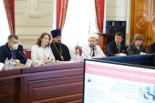 Представители Церкви и правительства Астрахани и Крыма обсудили профилактику абортов в регионах