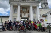 Участники велопробега Киев — Почаев прибыли в Почаевскую лавру