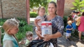 При участии Ростовской епархии малообеспеченным семьям в сельской местности передали благотворительную помощь