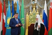 Святішому Патріархові Кирилу вручена медаль «Російський фонд миру - 60 років»