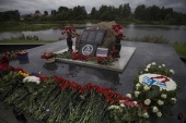 В 10-ю годовщину гибели ярославской хоккейной команды «Локомотив» в Ярославской епархии молитвенно почтили память погибших