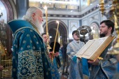 В канун праздника Покрова Пресвятой Богородицы Святейший Патриарх Кирилл совершил всенощное бдение в Храме Христа Спасителя в Москве