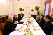 Председатель ОВЦС встретился с секретарем по отношениям с государствами Святого Престола
