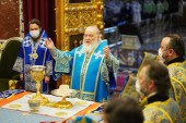De sărbătoarea Intrării în biserică a Preasfintei Născătoare de Dumnezeu Sanctitatea Sa Patriarhul Chiril a săvârșit Dumnezeiasca Liturghie în Catedrala „Hristos Mântuitorul”