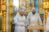 Патриарший экзарх всея Беларуси освятил кафедральный собор Архангела Михаила в городе Слуцке Минской области