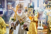 On the feast of the Nativity of Christ, the Primate of the Russian Church celebrated great vespers at the Church of Christ the Savioir