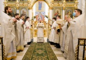 В праздник Рождества Христова Патриарший экзарх всея Беларуси совершил Литургию в Свято-Духовом кафедральном соборе Минска