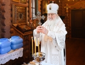 У Хрещенський святвечір Святіший Патріарх Кирил звершив Літургію в Олександро-Невському скиті
