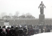 Делегація Санкт-Петербурзької єпархії взяла участь у покладанні вінків на Піскарівському кладовищі з нагоди 78-ї річниці зняття блокади Ленінграда
