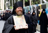 Ηγούμενος Νίκων Γκολόφκο: Δεν πρέπει να υπομείνουμε σιωπηλά την καταπίεση των χριστιανών στους Αγίους Τόπους
