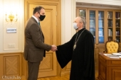 Патриарший экзарх всея Беларуси встретился с заместителем главы миссии посольства США в Минске