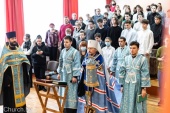 Патриарший экзарх всея Беларуси посетил среднюю школу № 10 города Минска