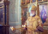 У день свого 70-річчя митрополит Крутицький Павел звершив Божественну літургію в храмі Тихвінської ікони Божої Матері у Коломні