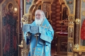 В Неделю о блудном сыне Святейший Патриарх Кирилл совершил Литургию в Александро-Невском скиту