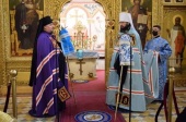 Митрополит Корсунский Антоний и епископ Кафский Алексий совершили Литургию в Никольском соборе г. Вены