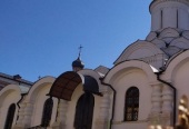 У найстарішому соборі Богородице-Різдвяного ставропігійного монастиря м. Москви відреставрують інтер'єри