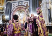 Напередодні Неділі Хрестопоклонної Святіший Патріарх Кирил звершив всеношну в Храмі Христа Спасителя