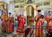 У свято Світлого Христового Воскресіння Патріарший екзарх усієї Білорусі звершив великоднє богослужіння у Свято-Духовому кафедральному соборі Мінська