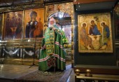 Предстоятель Руської Церкви звершив малу вечірню з читанням акафіста преподобному Сергію Радонезькому у Троїце-Сергієвій лаврі