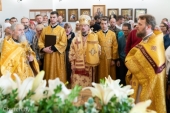 В день памяти святой равноапостольной великой княгини Ольги Патриарший экзарх всея Беларуси возглавил престольный праздник в одноименном храме города Минска